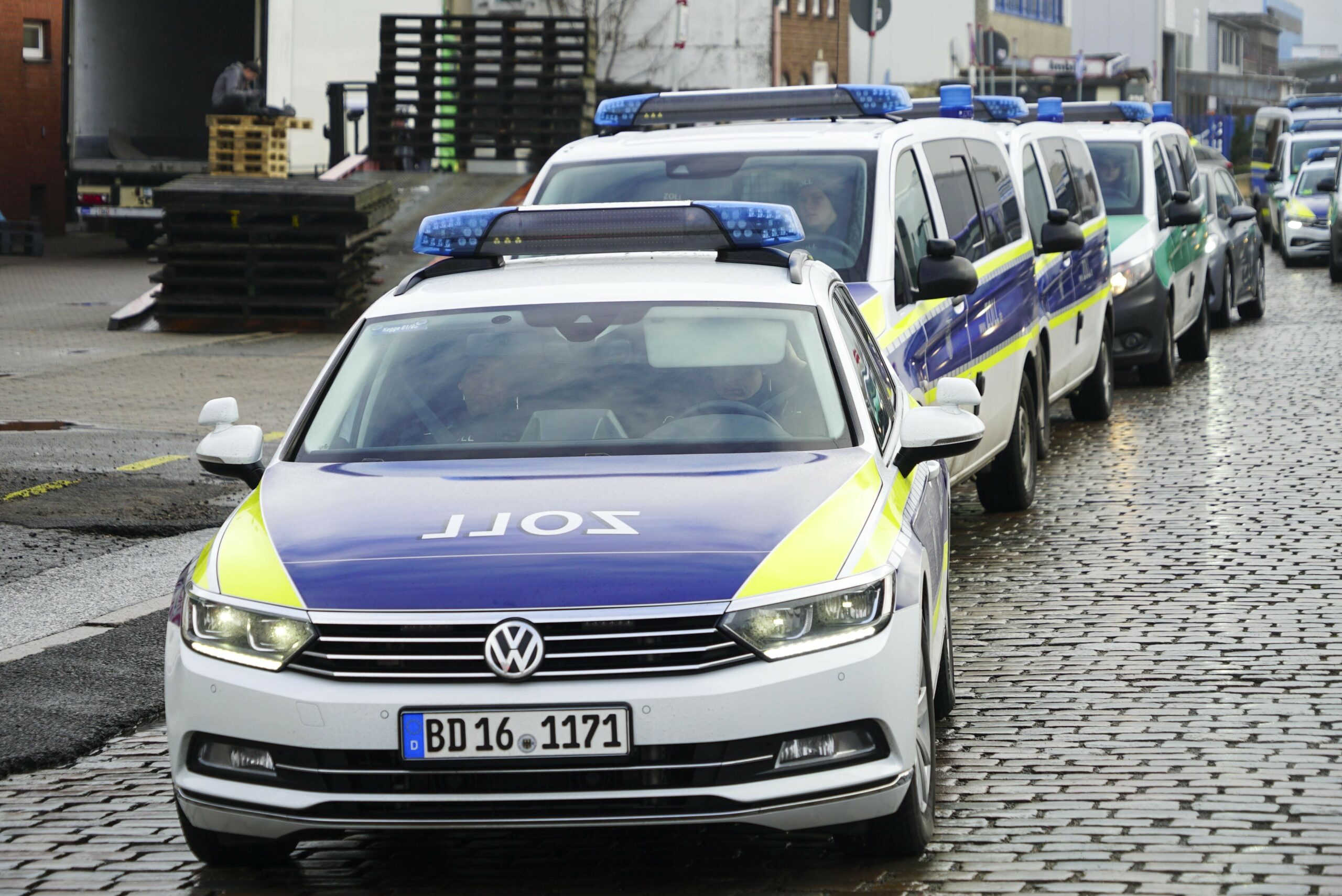 Zoll Polizei Dienstwagen