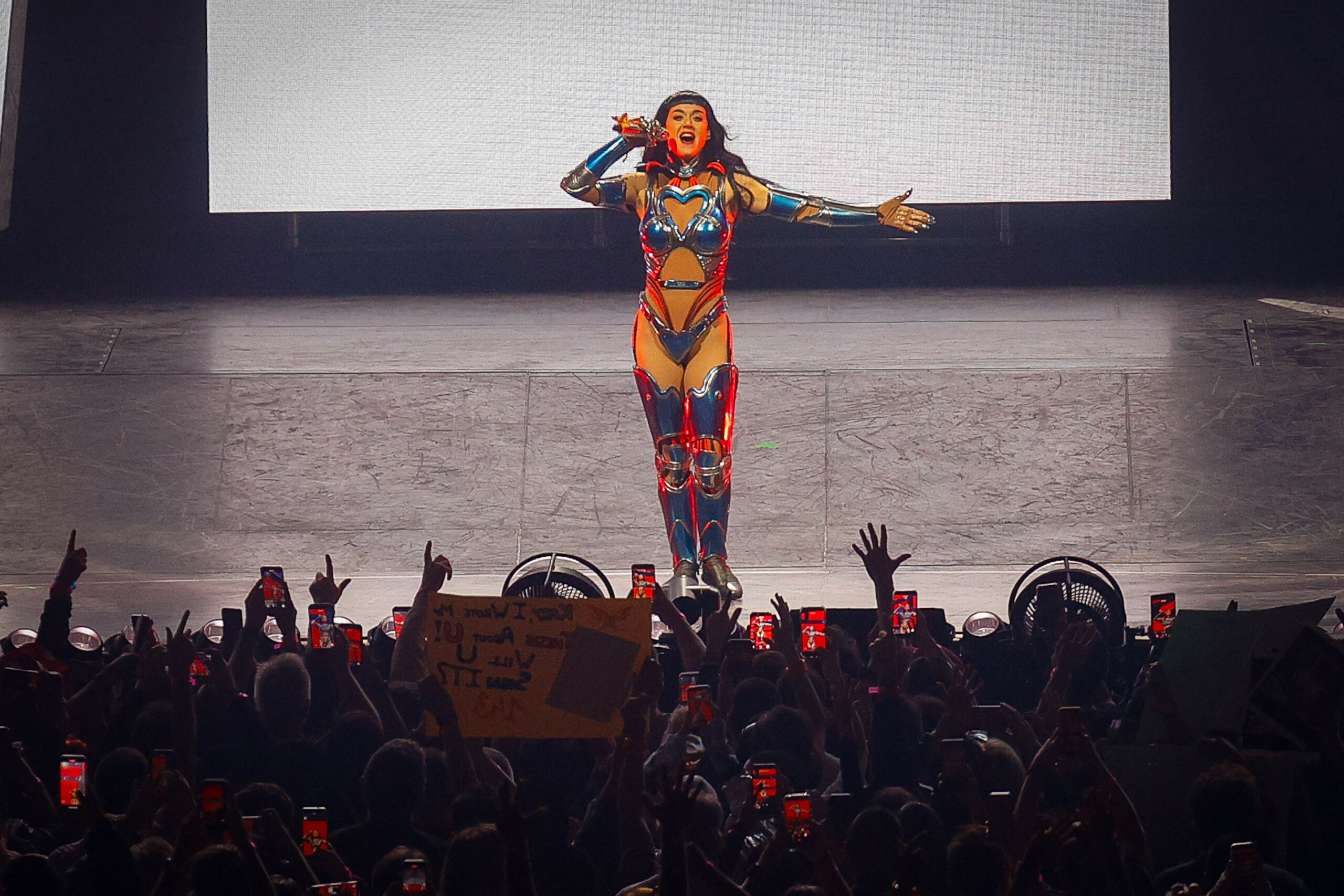 Sängerin Katy Perry bei einem Konzert in Barcelona im November 2025.