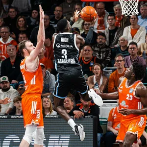 Osaro Rich in einem Spiel mit den Hamburg Towers