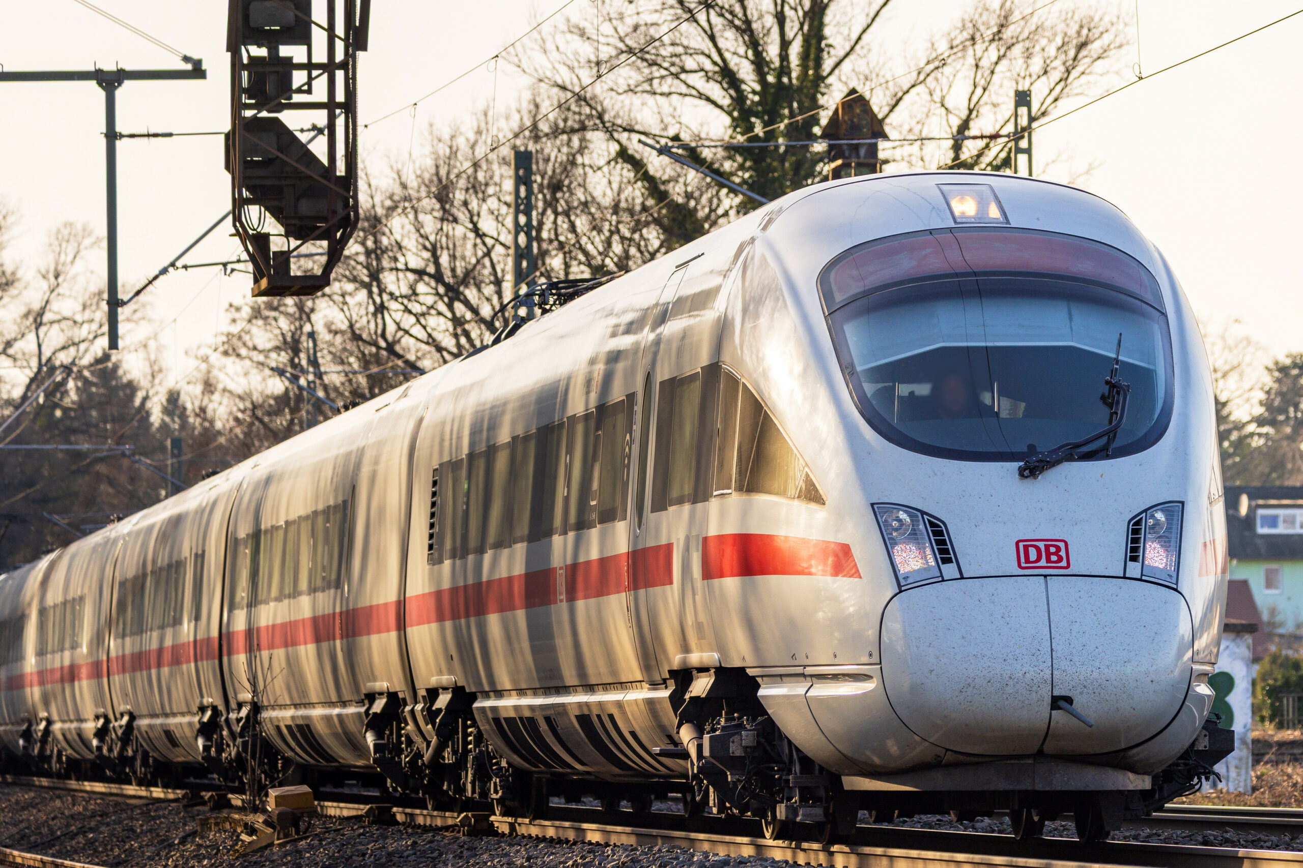 Ein ICE der Deutschen Bahn. (Archivbild)