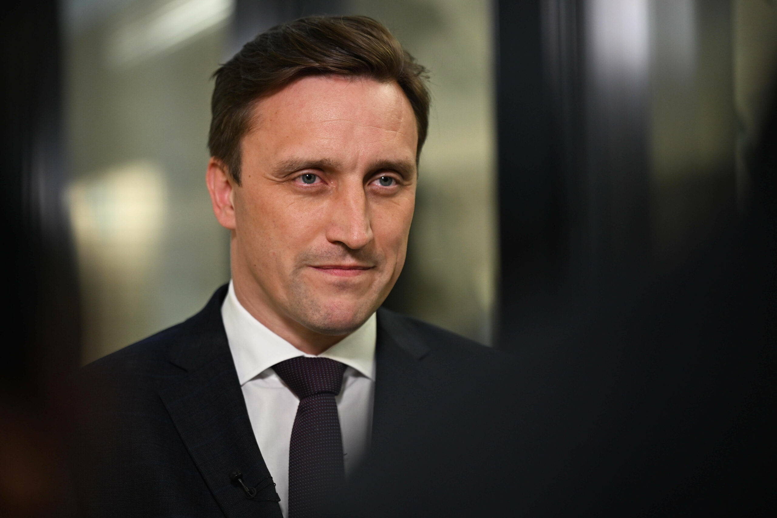 Niedersachsens CDU-Chef Sebastian Lechner während eines Interviews im niedersächsischen Landtag in Hannover.