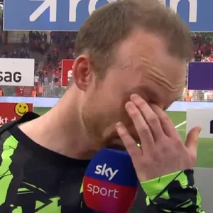 Maximilian Arnold weint im Sky-Interview