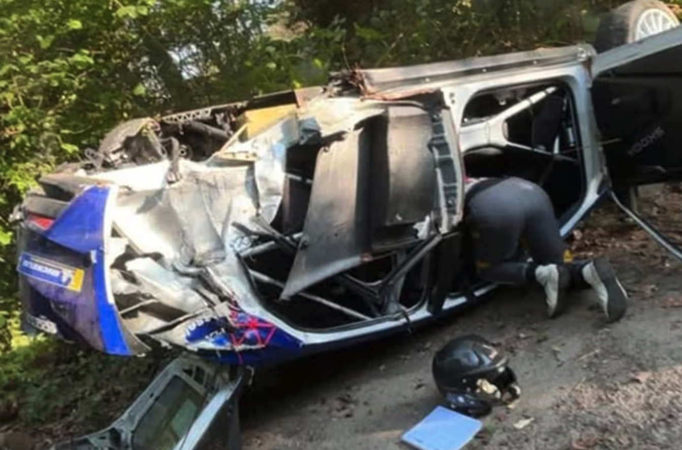 Das Auto von Jos Verstappen nach dem schweren Unfall