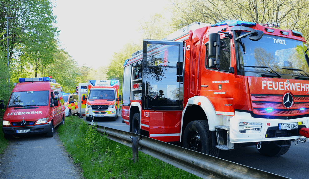 Rettungskräfte an der Fundstelle