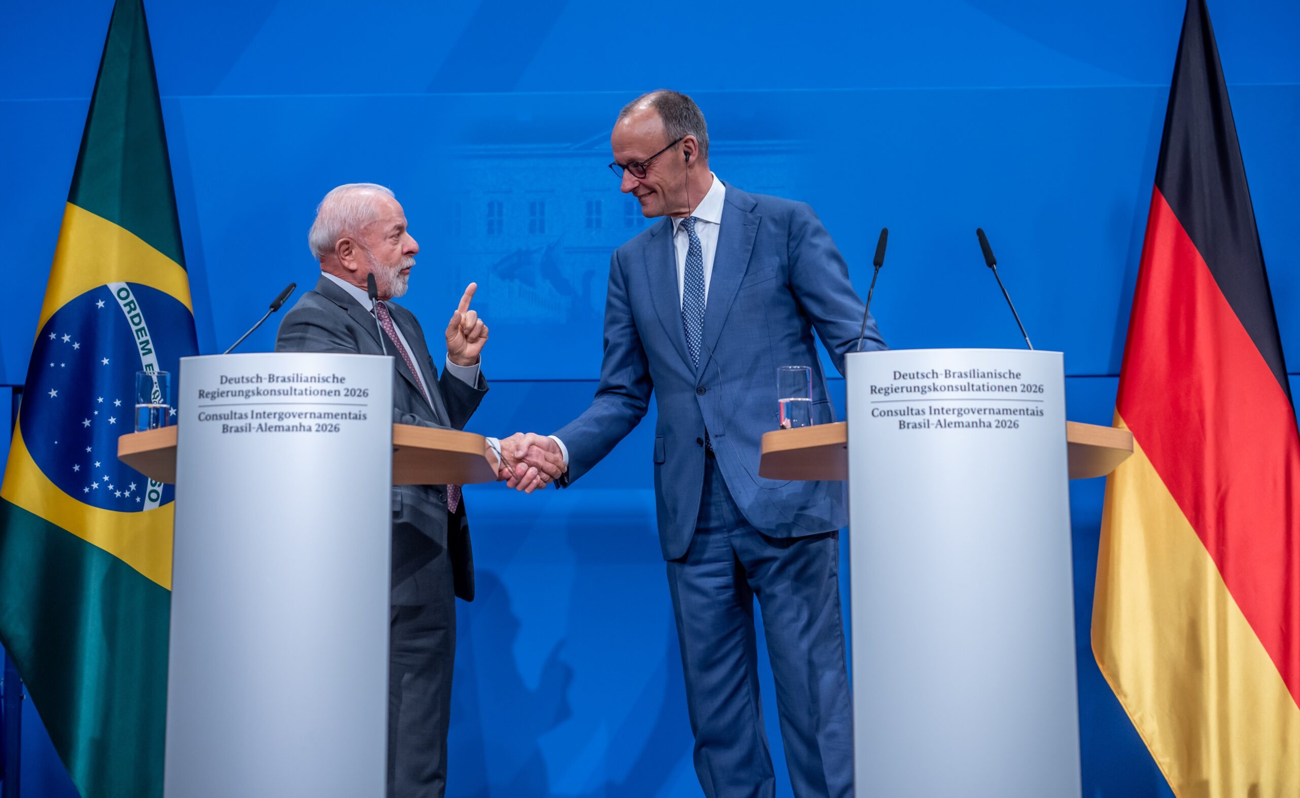 Bundeskanzler Friedrich Merz (r., CDU) und Brasiliens Präsident Lula da Silva in Hannover.