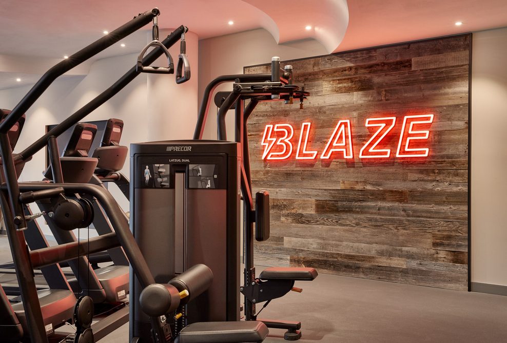 Blaze: Maximale Fettverbrennung in motivierender Atmosphäre.