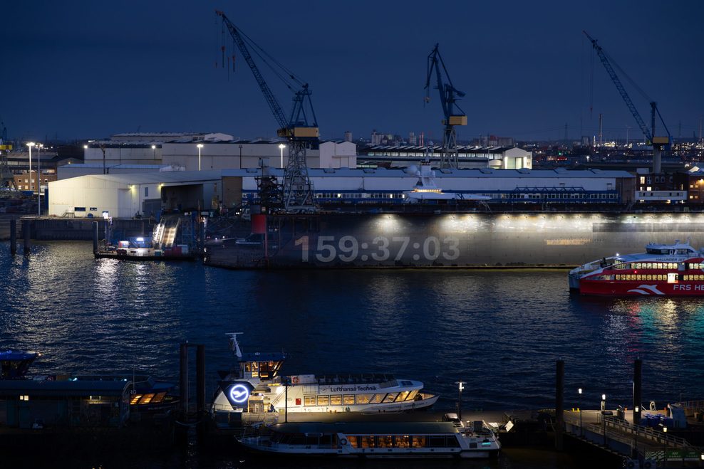 Docks Hafen Elbe Projektion