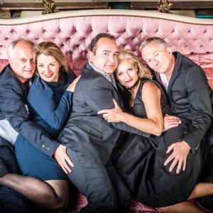 Was geht am Montag den 20. April 2026 in Hamburg? Improvisationstheater „hidden Shakespeare” im Schmidt Theater.