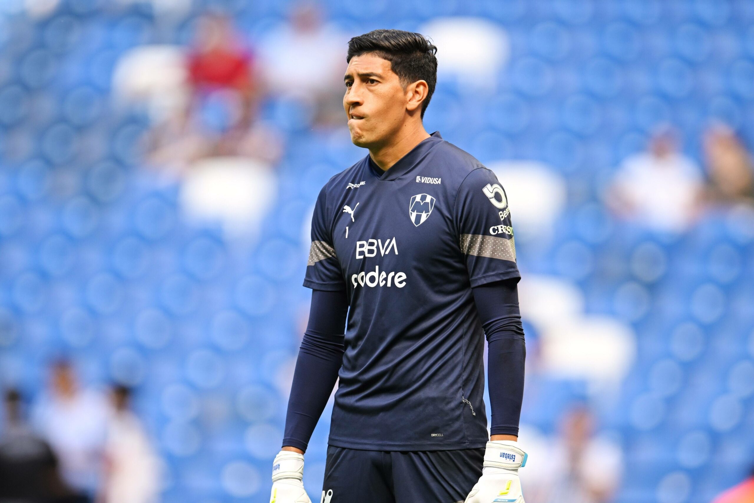 Esteban Andrade beim Aufwärmen