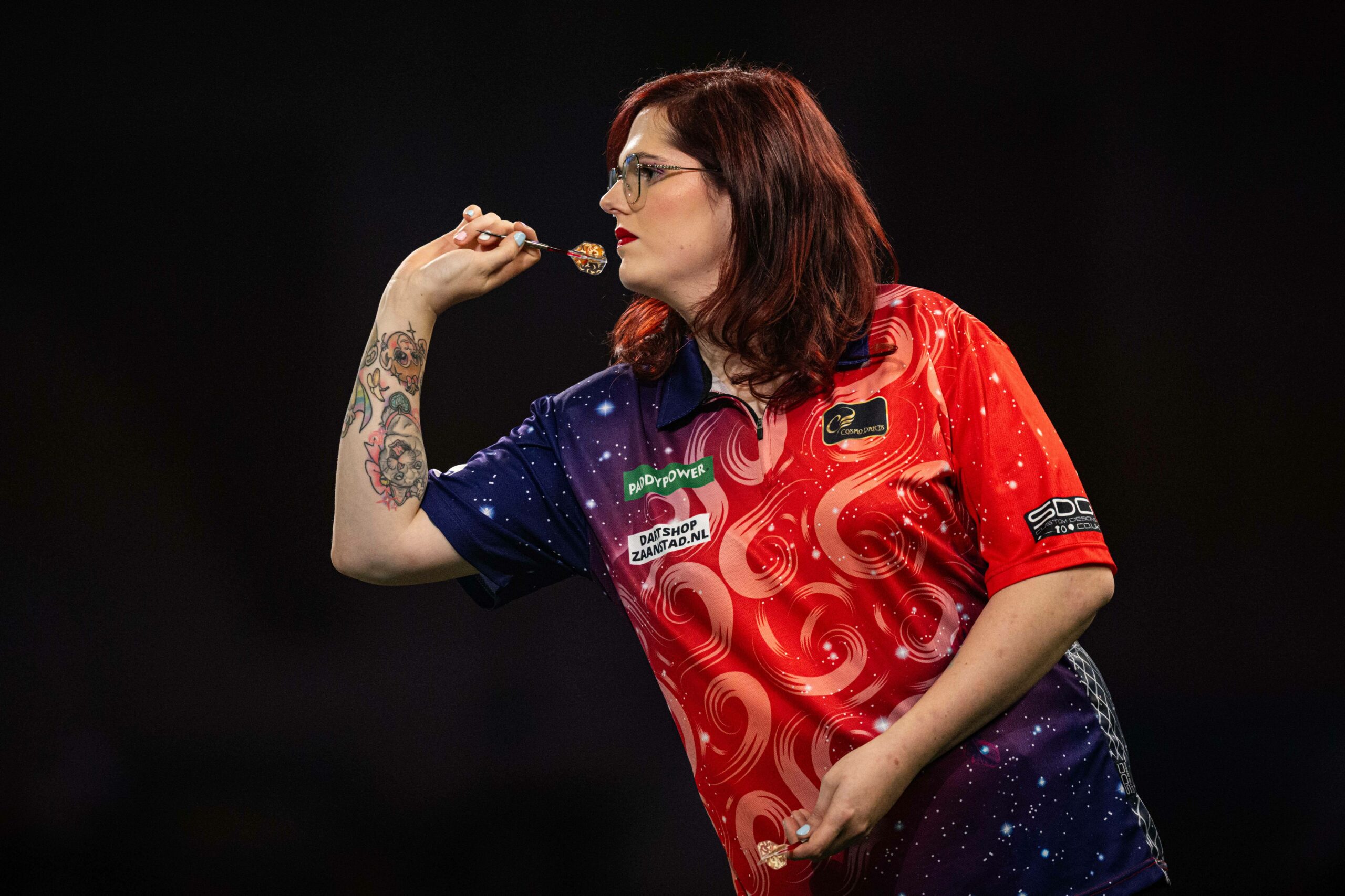 Noa-Lynn van Leuven setzt zum Wurf an.