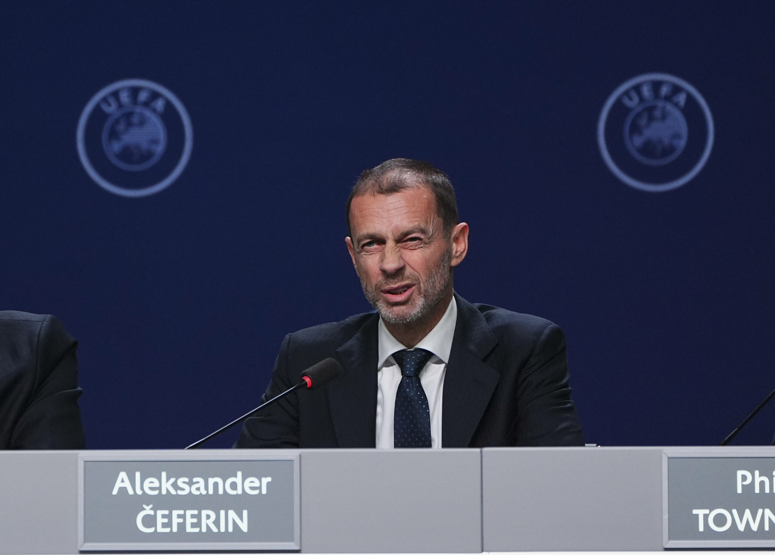 Aleksander Ceferin auf einer Pressekonferenz
