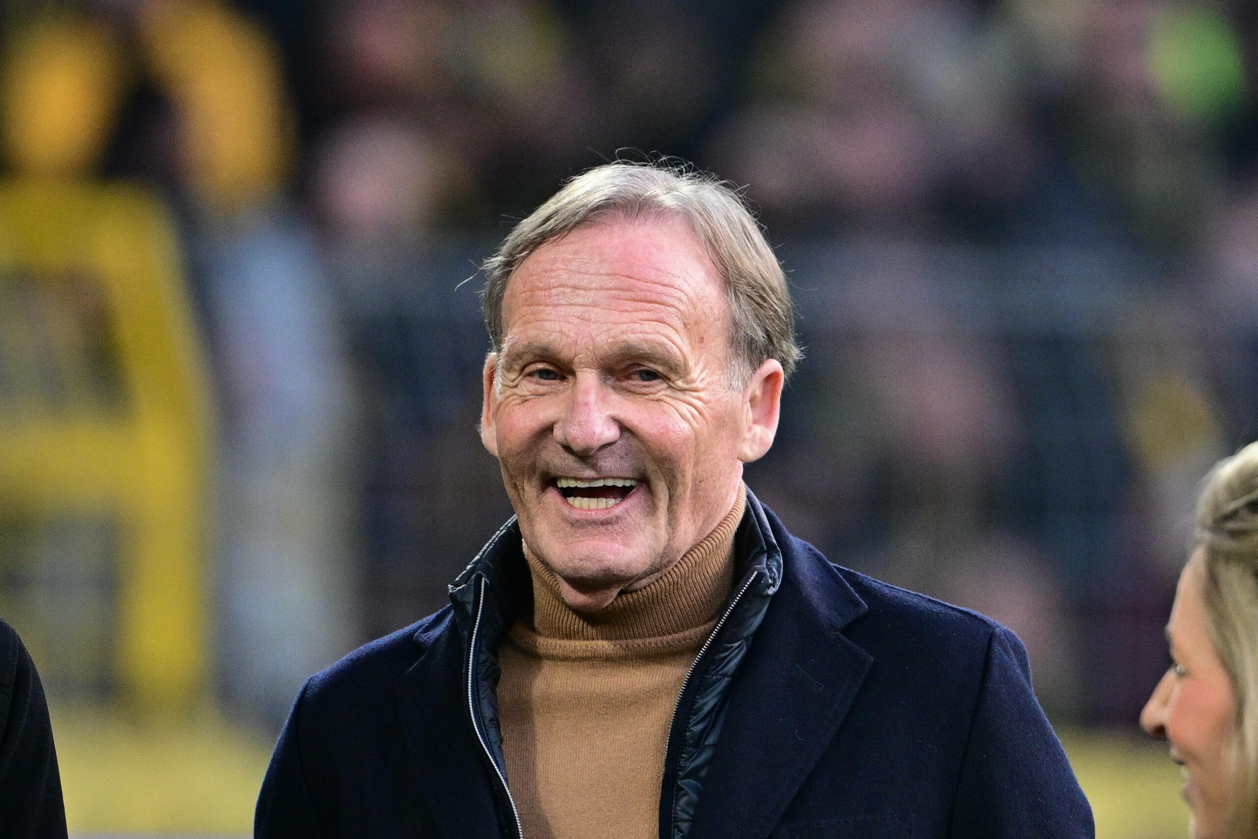 Hans-Joachim Watzke lacht