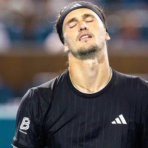Alexander Zverev mit enttäuschtem Blick