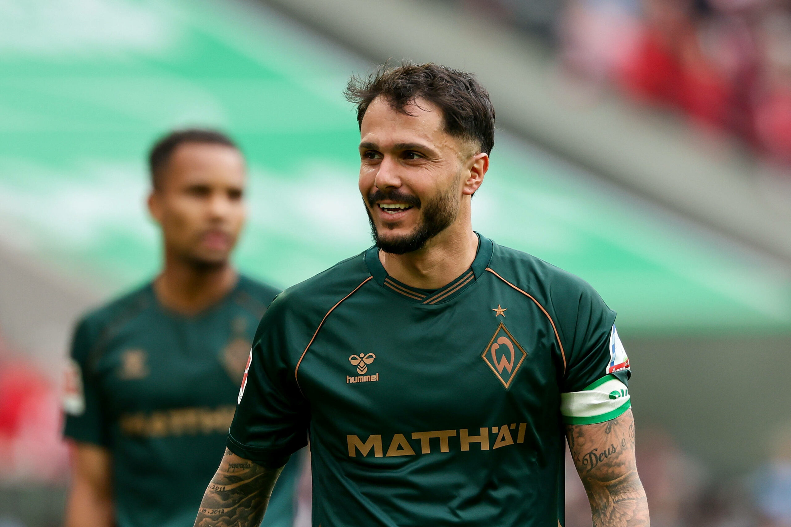 Leonardo Bittencourt im Werder Bremen Trikot
