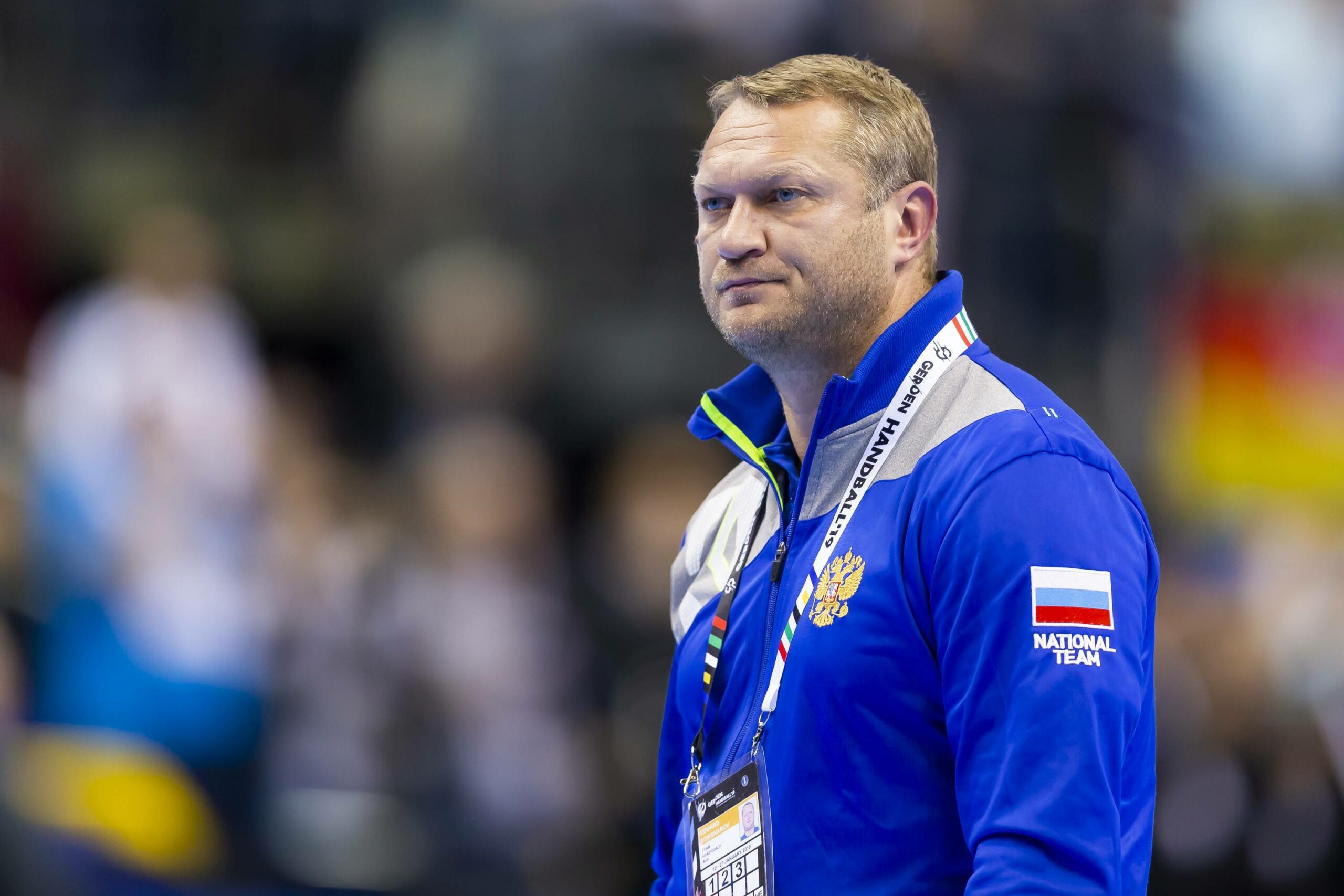 Eduard Koksharov an der Seitenlinie
