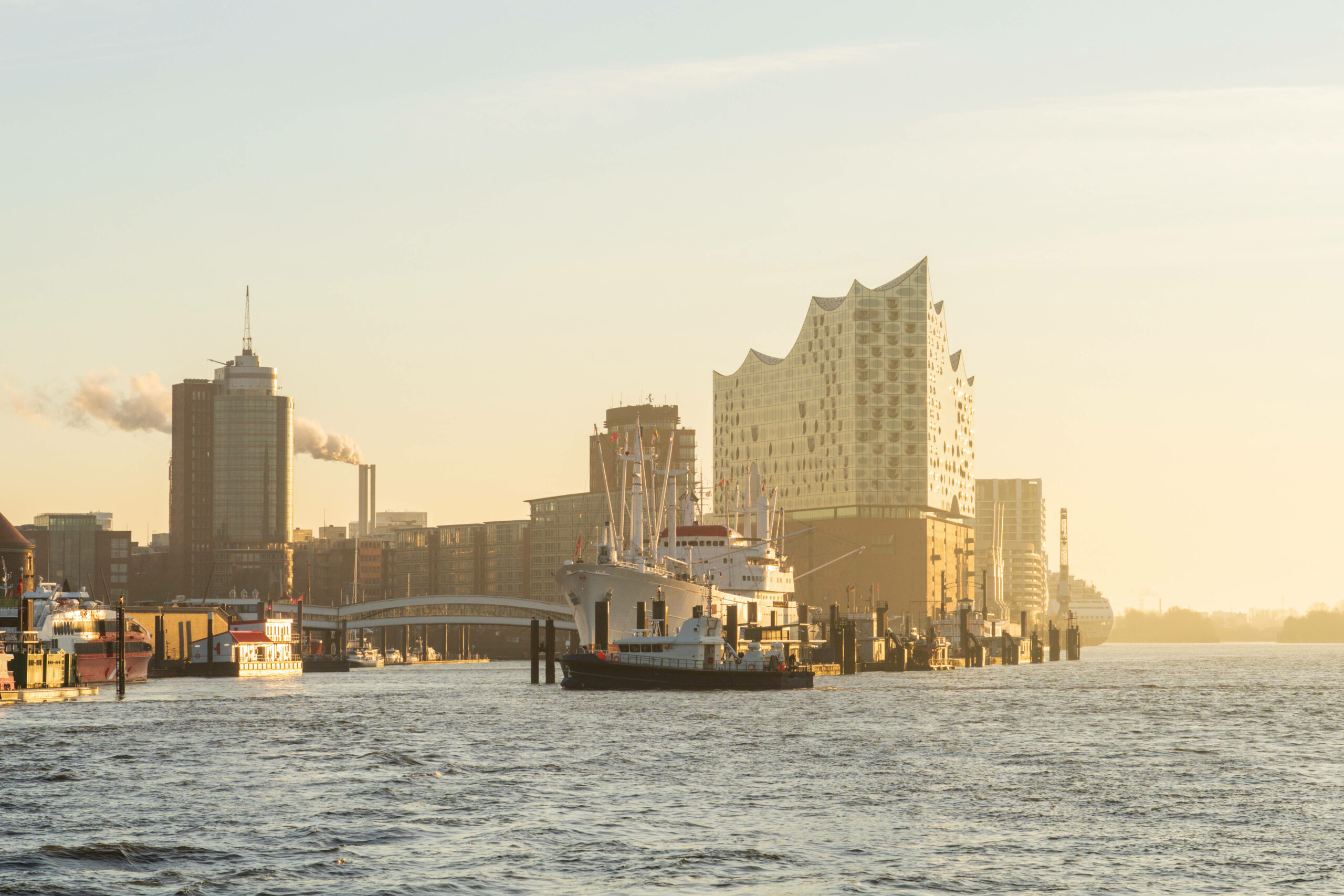 Blick auf die Elbphilharmonie (Symbolbild)