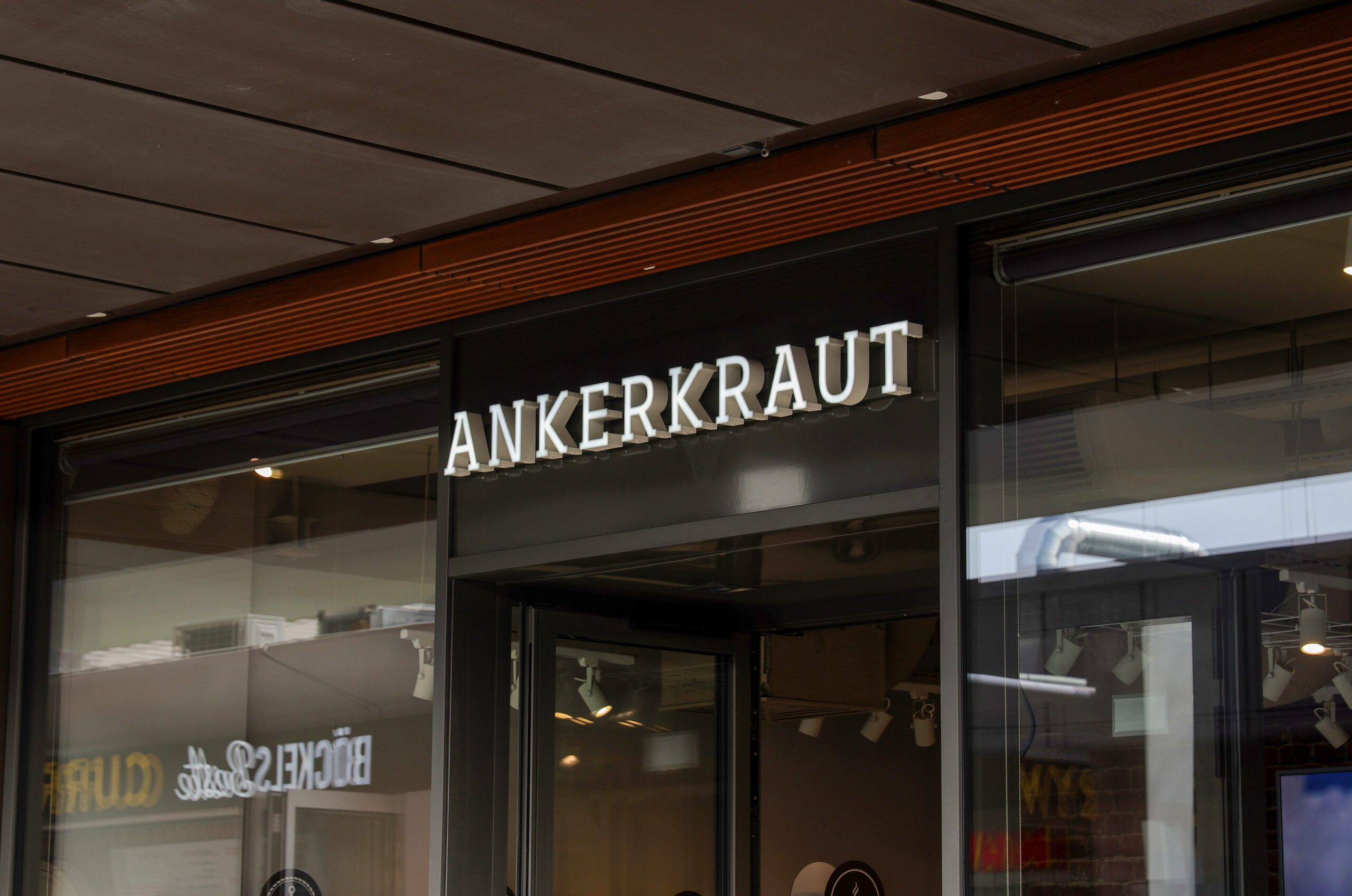 Nachdem die Firma „Ankerkraut“ 2022 Anteile an Nestlé verkauft hat, erntete sie einen riesigen Shitstorm – jetzt wird der Verkauf rückgängig gemacht.