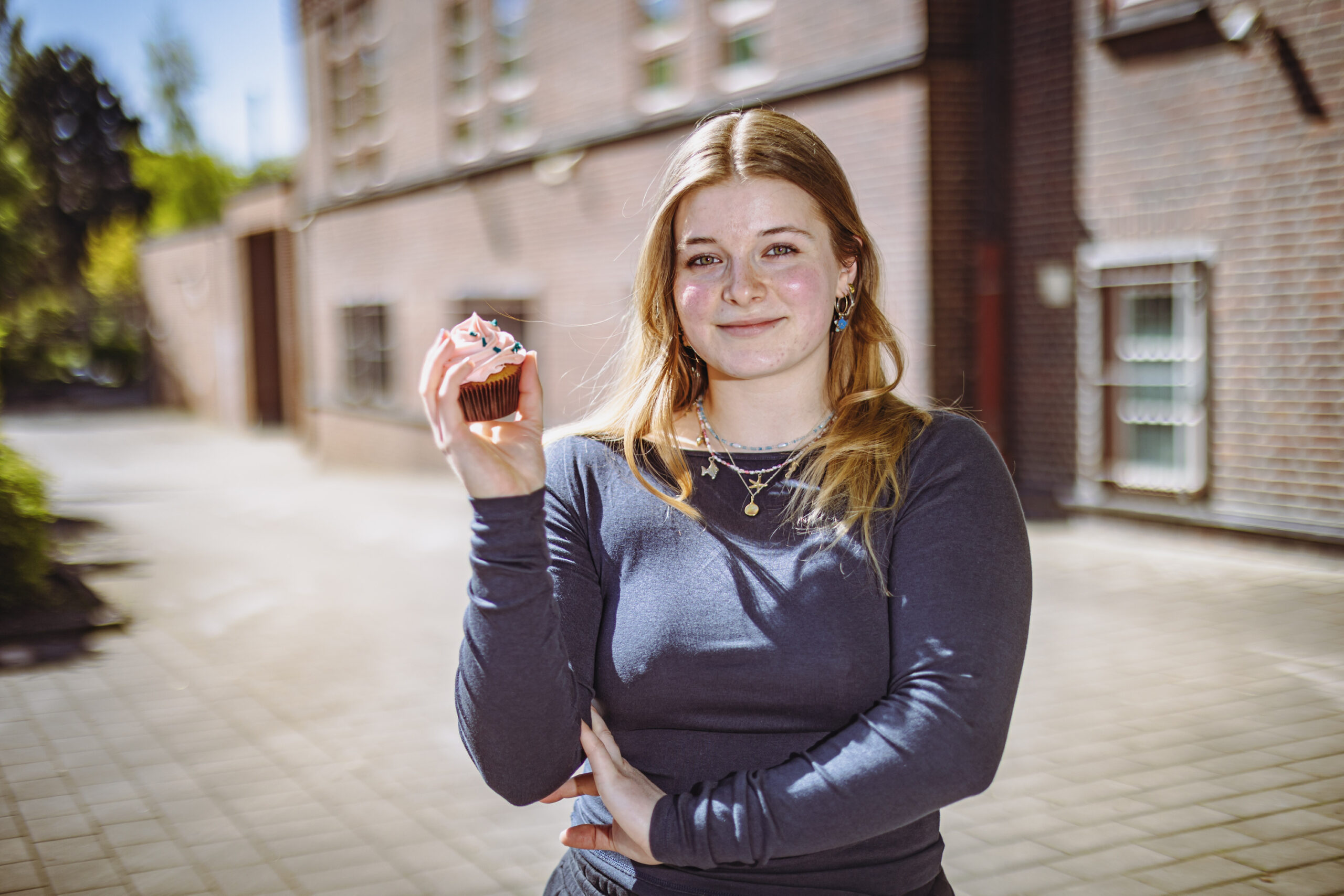 Donata von Emden (22) macht ihre Leidenschaft fürs Backen zum Beruf und lernt Konditorin.