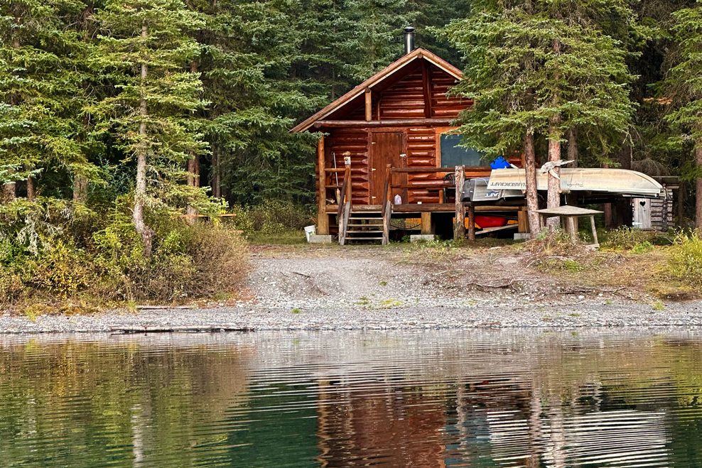 Refugium für Eremiten: die Outpost Cabin am Netson Lake.