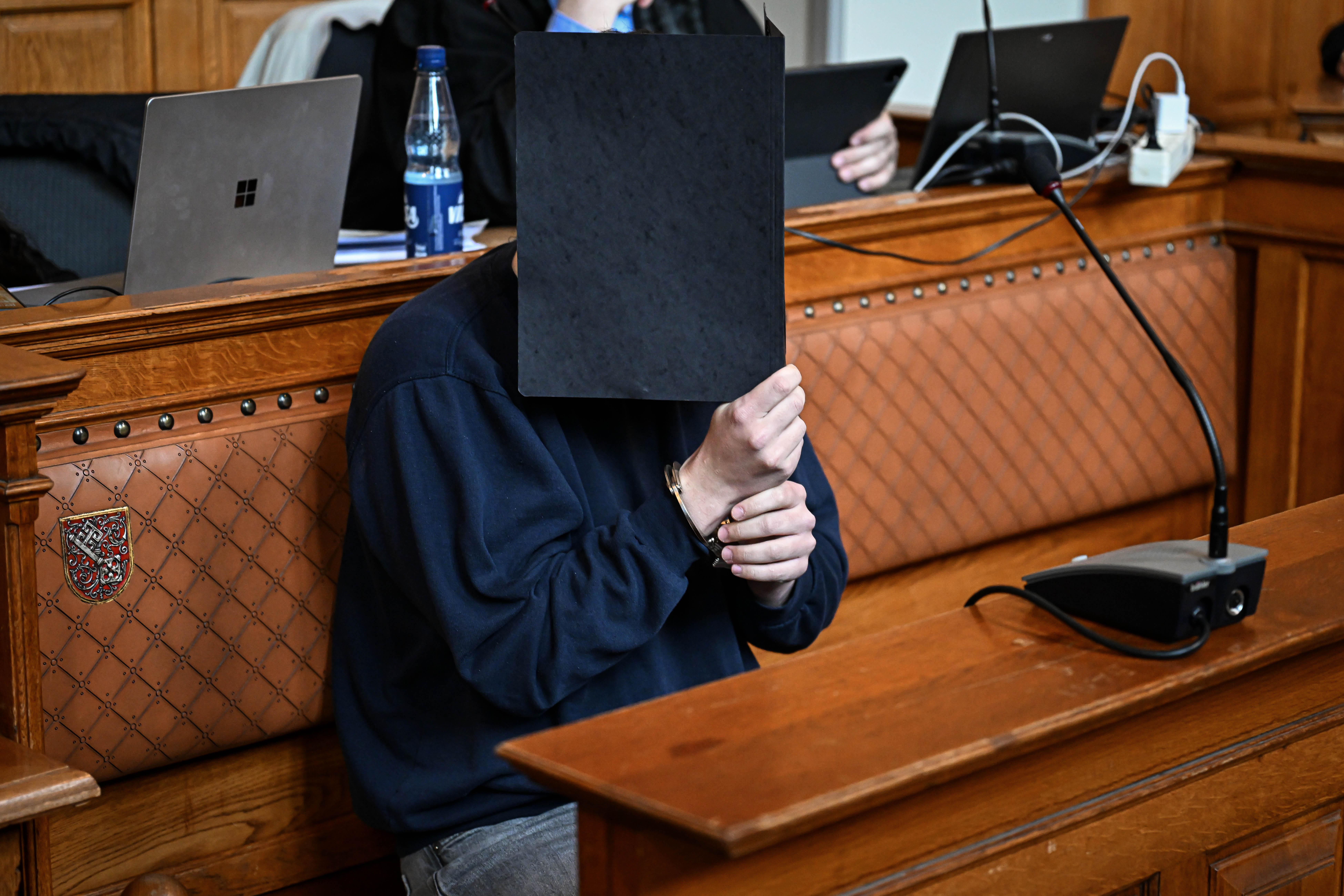 Prozess um einen Mann, der den neuen Partner seiner Ex-Freundin ermordet haben soll