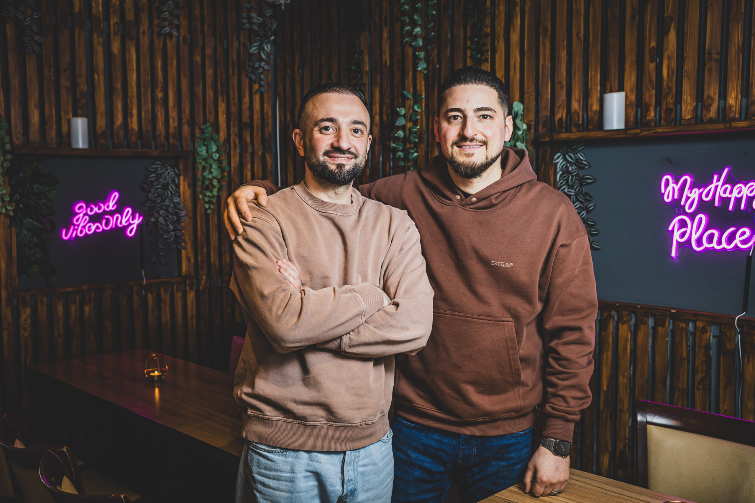 Damun Dadgar (r.) und Taylan Kaya