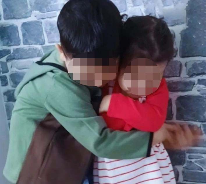 Kadir (5) und seine Schwester Masal (3).