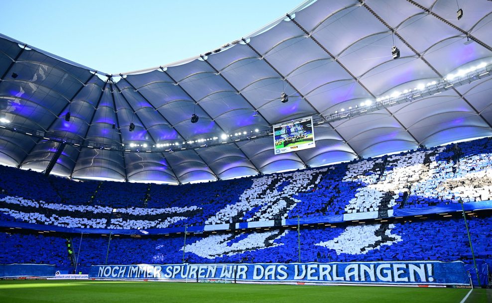 HSV-Fans zeigen eine Choreografie zum 1887. Bundesliga-Spiel