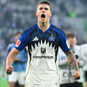 HSV-Profi Luka Vuskovic jubelt