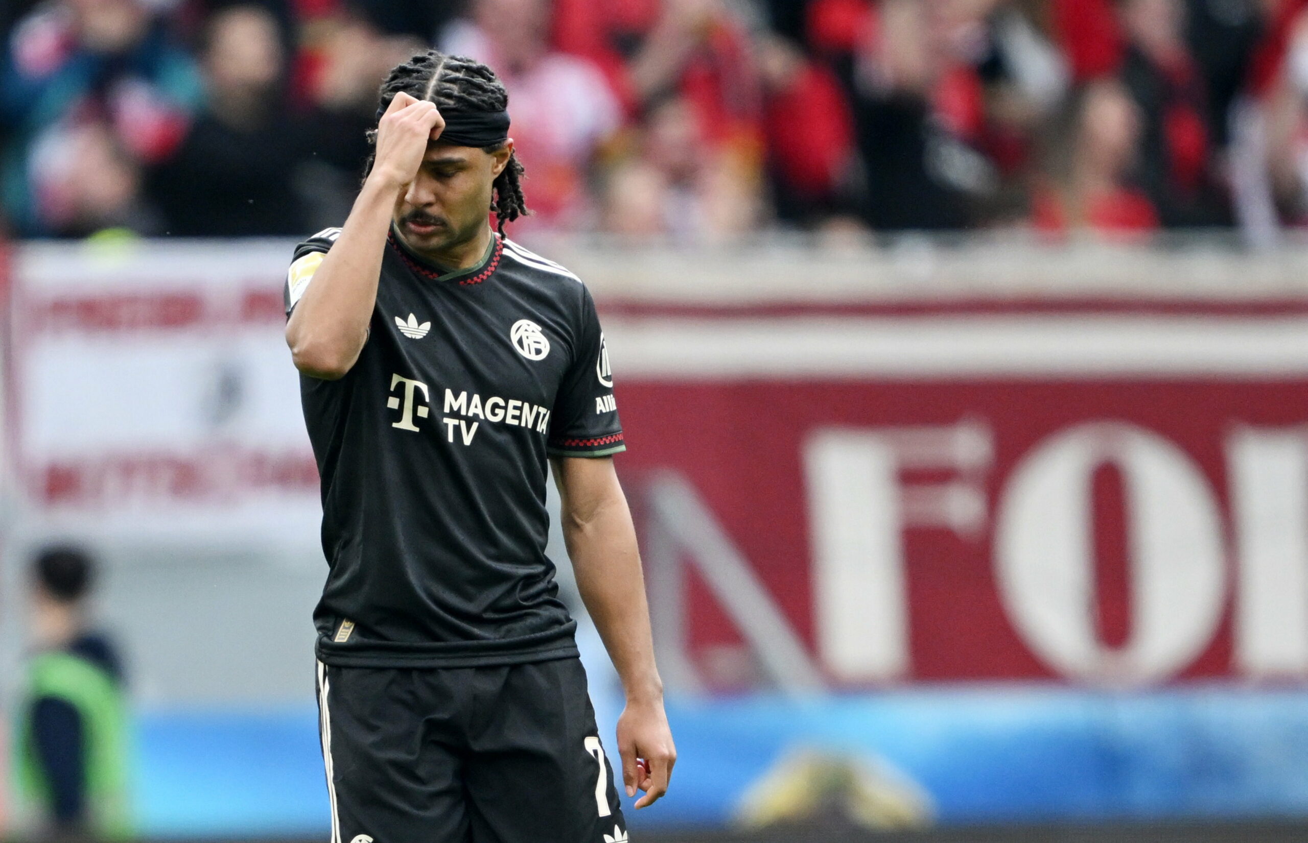 Serge Gnabry sieht enttäuscht aus