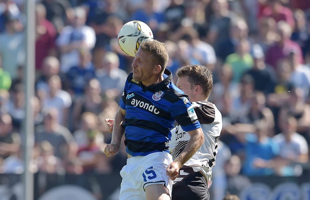 Alexander Huber vom FSV Frankfurt im Spiel gegen St. Pauli