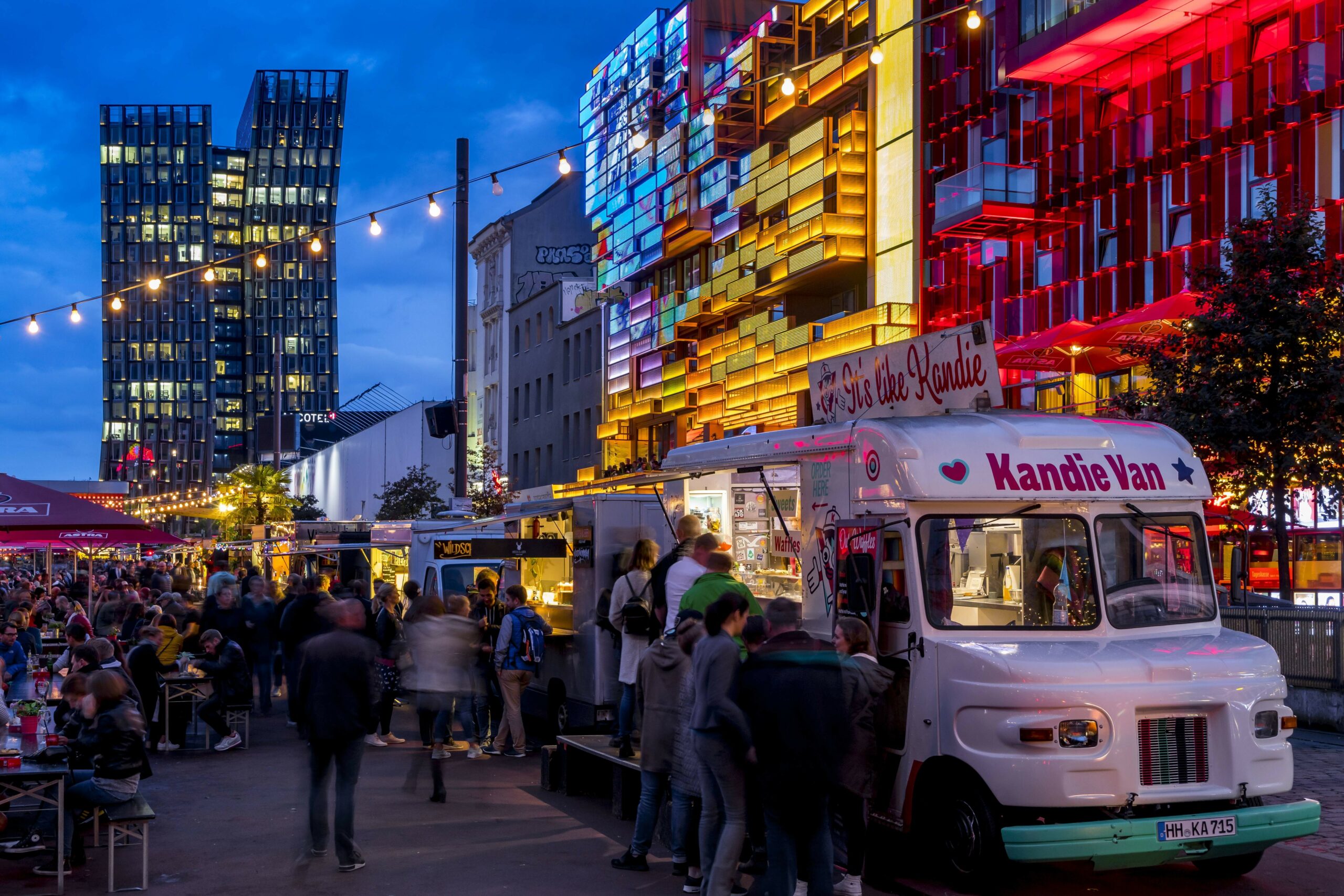 Auf dem Spielbudenplatz startet Freitag das Food-Truck-Festival. (Archivbild)