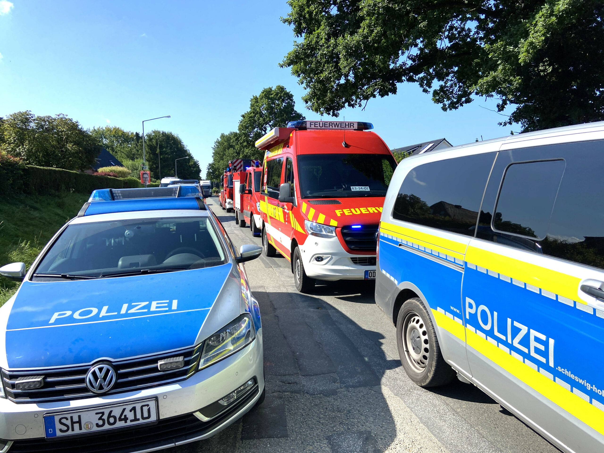Autobrand, brisanter Fund und Munition an Briefkasten – Familie in Hoisdorf terrorisiert