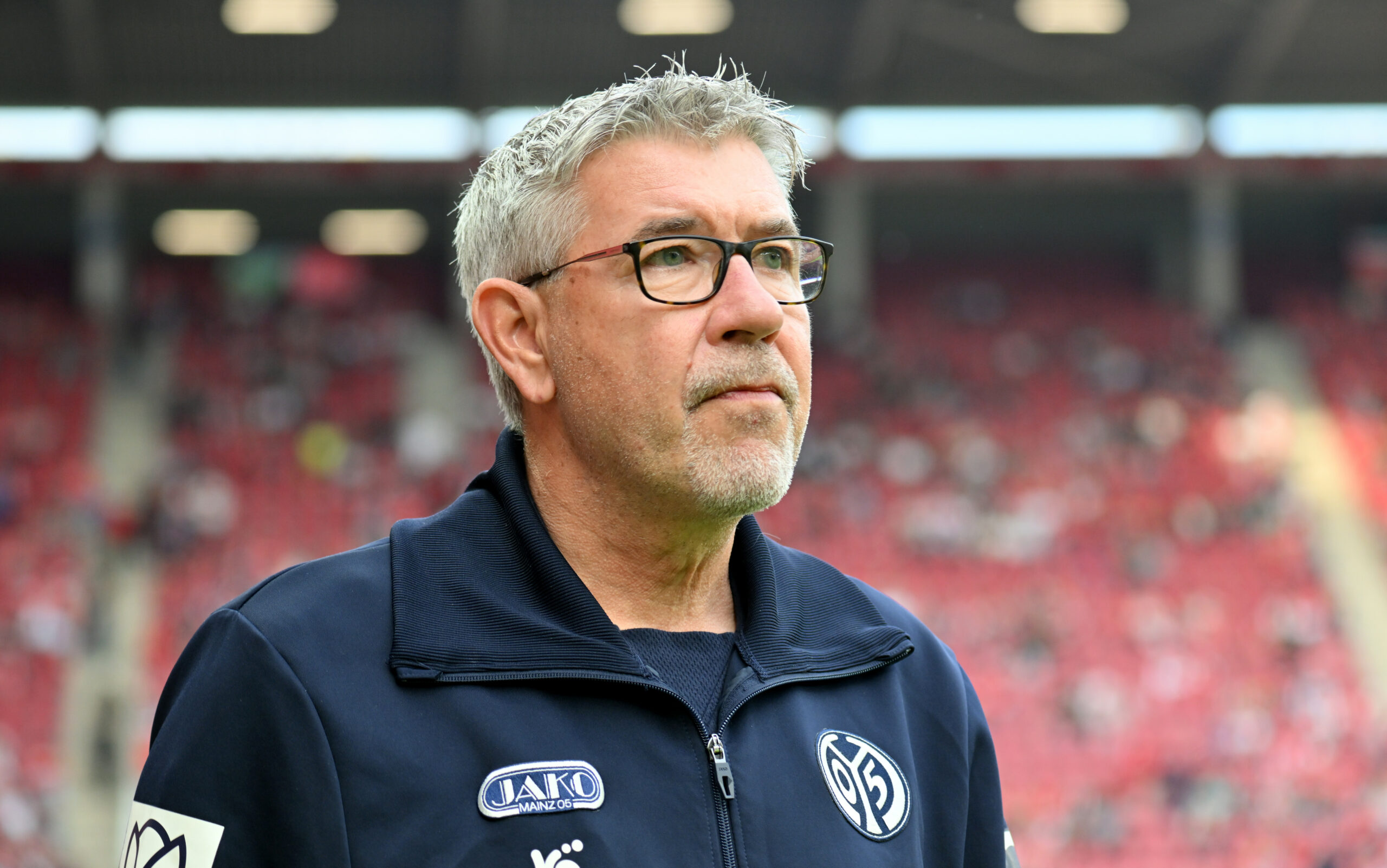 Urs Fischer mit einem ernsten Gesichtsausdruck in der Partie gegen Union Berlin
