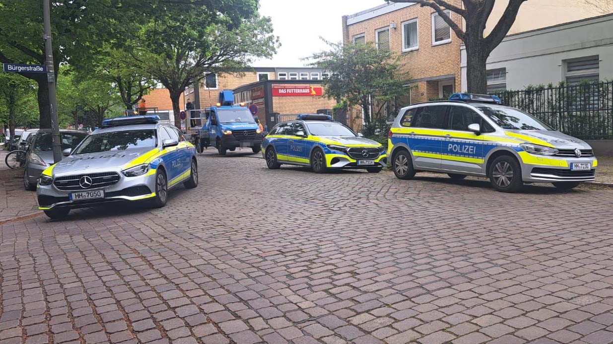 Streit um bezahlung bei Autokauf eskaliert – Polizei mit großaufgebot im Einsatz