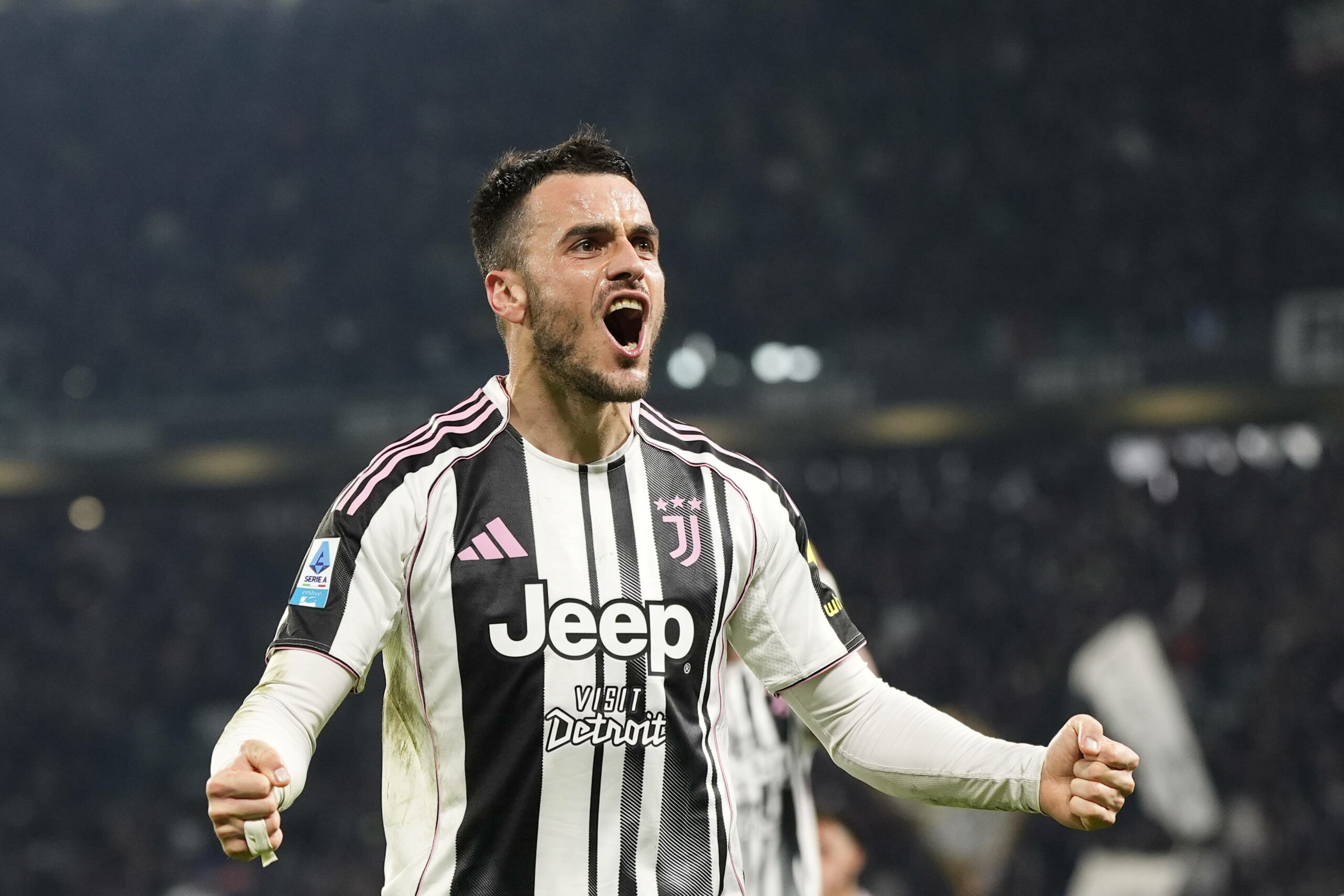 Filip Kostic bejubelt ein Tor für Juventus Turin