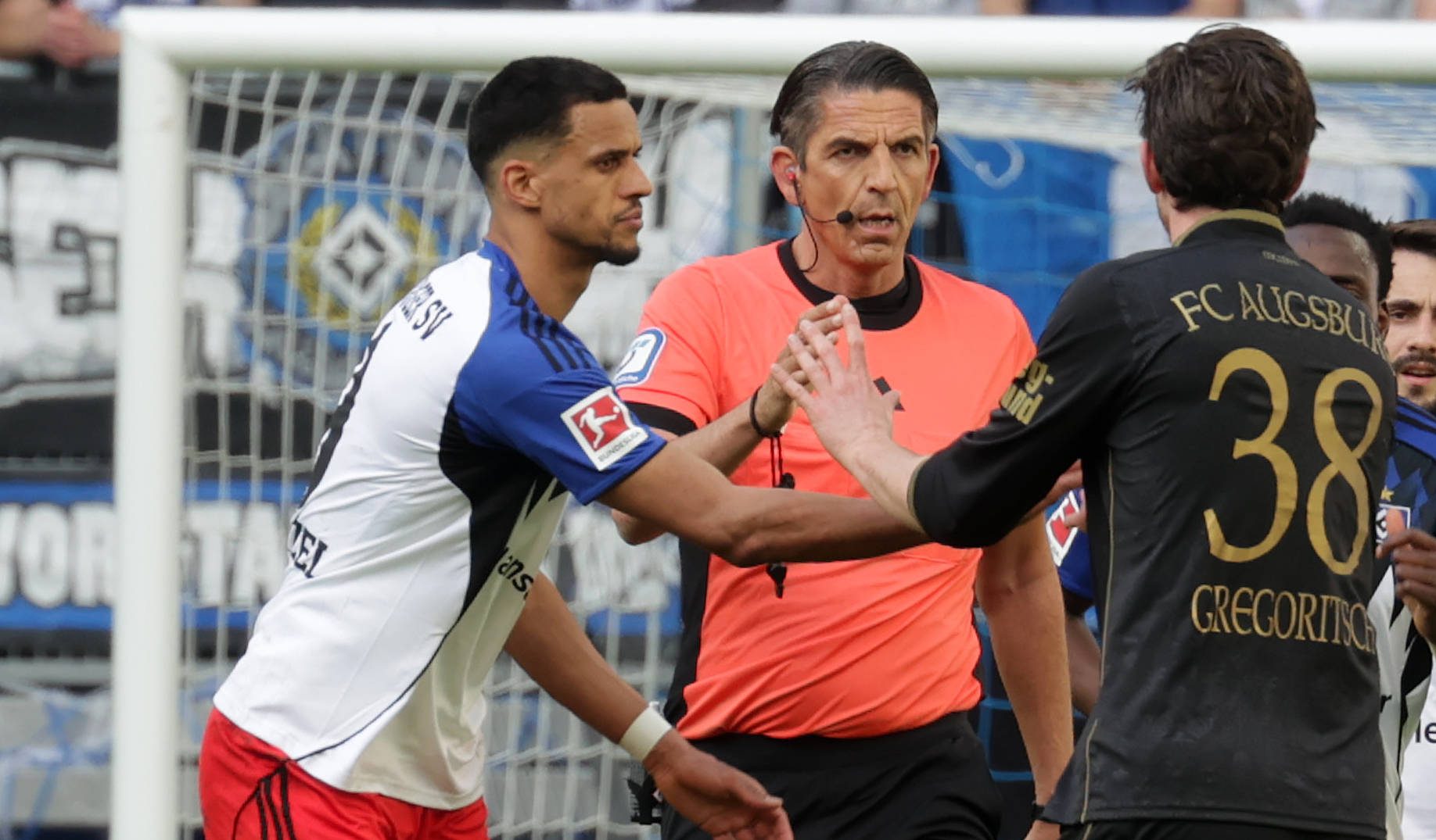 HSV vor Schlüsselspiel in Frankfurt: Polzin warnt vor riskanten Entscheidungen
