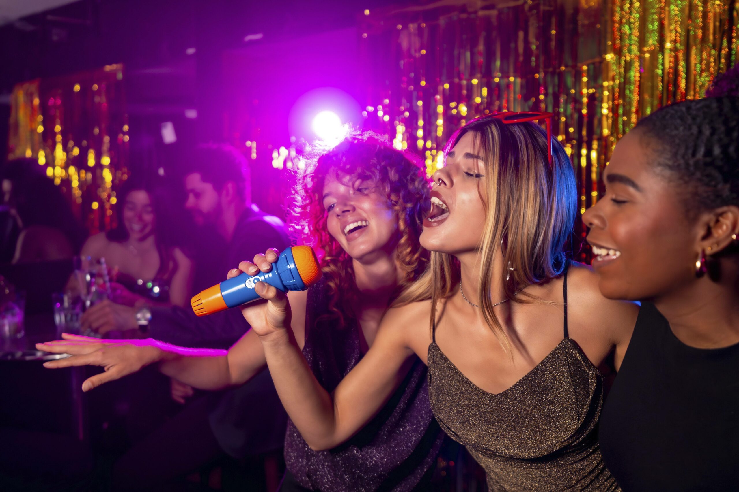 Ob Karaoke, Jam-Session oder Wochenmarkt – Donnerstag ist einiges los. (Symbolbild)