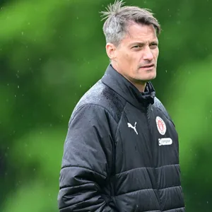 Alexander Blessin beim St. Pauli-Training